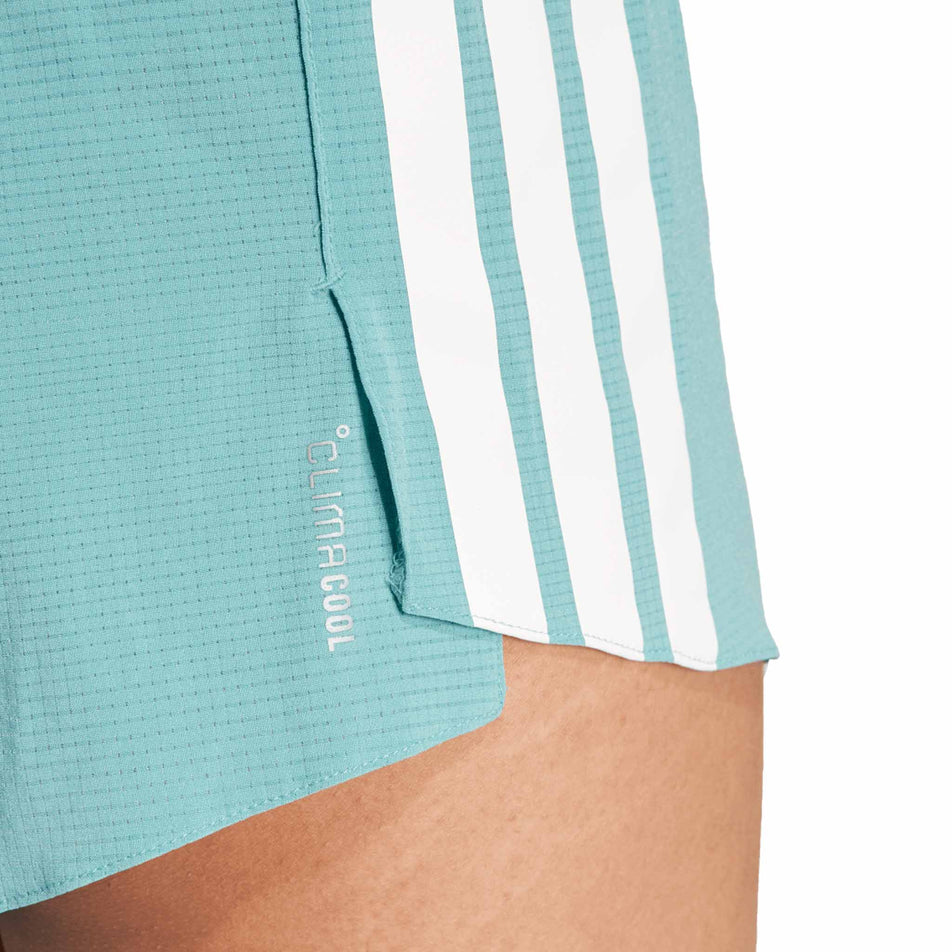 Close up side view of the adidas Women's Adizero Gel Short in the Powder Teal colourway. (8664880611490)