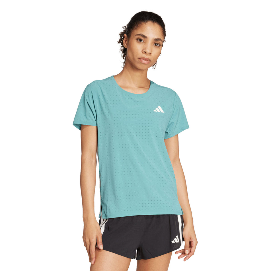 Front view of a model wearing the adidas Women's Adizero Tee in the Powder Teal colourway. (8665227231394)