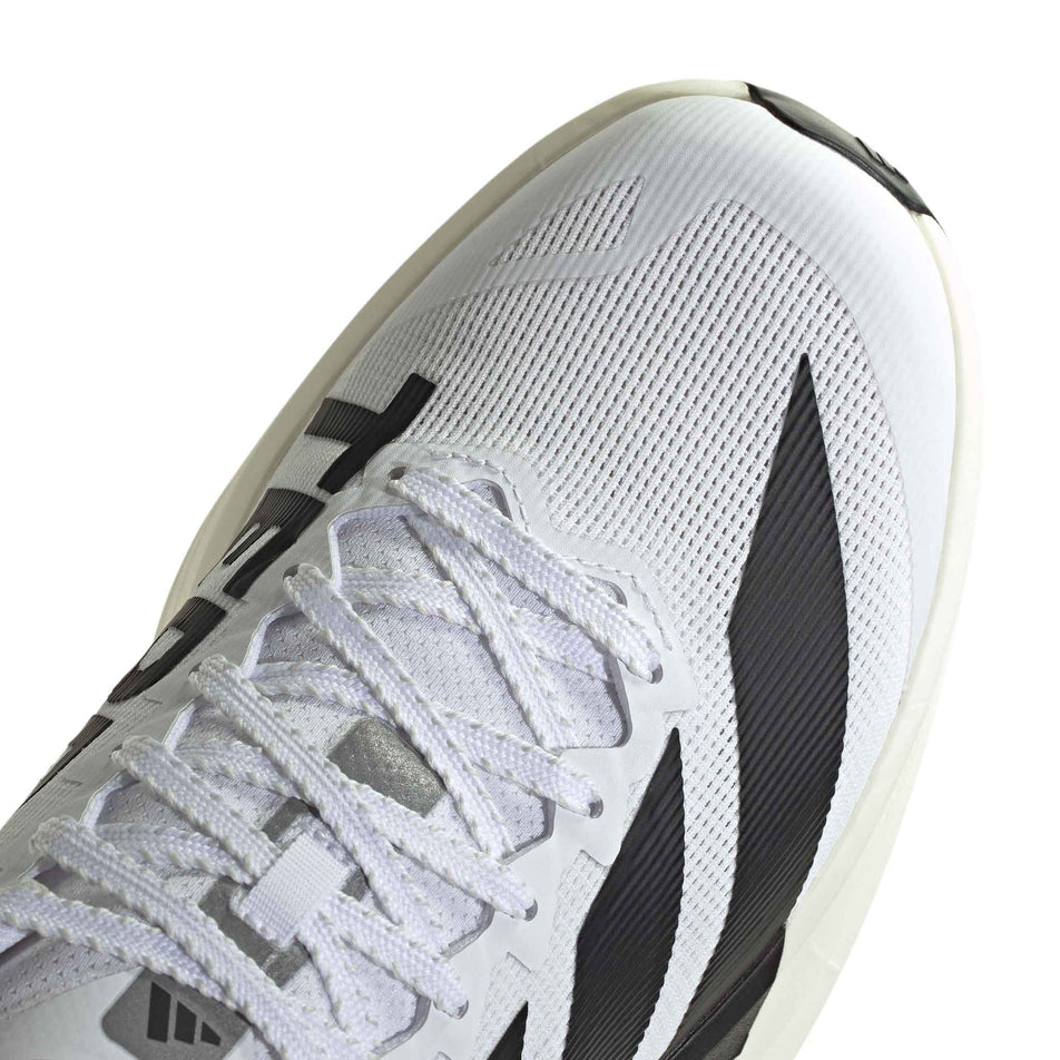 Close-up view of the upper of the right shoe from a pair of adidas Men's Terrex Agravic SL Running Shoes in the Ftwr White/Core Black/Ftwr White colourway.
