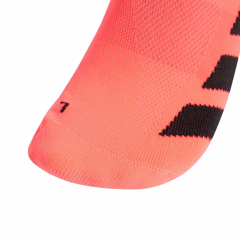Close-up view of the toe construction of a sock from a pair of adidas Unisex Run Adizero Quarter Running Socks in the Solar Turbo/Black colourway.