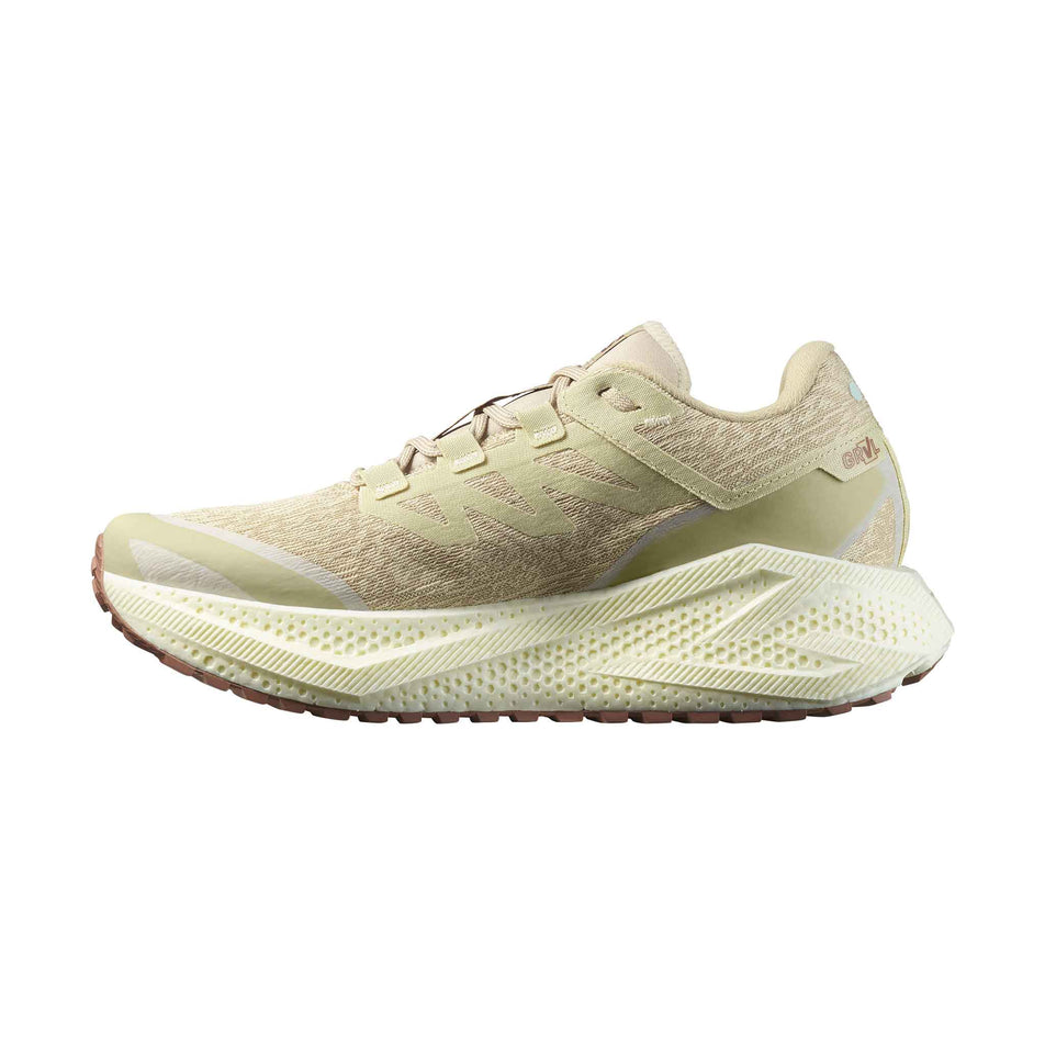 Medial view of the right shoe from a pair of Salomon Men's Aero Glide 3 GRVL Running Shoes in the Green Haze/Vanilla Ice/Russet colourway. (8783469805730)