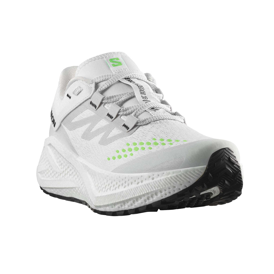 Lateral view of the right shoe from a pair of Salomon Women's Aero Glide 3 GRVL Running Shoes in the White/Ftw Silver/Green Gecko colourway. (8721067999394)