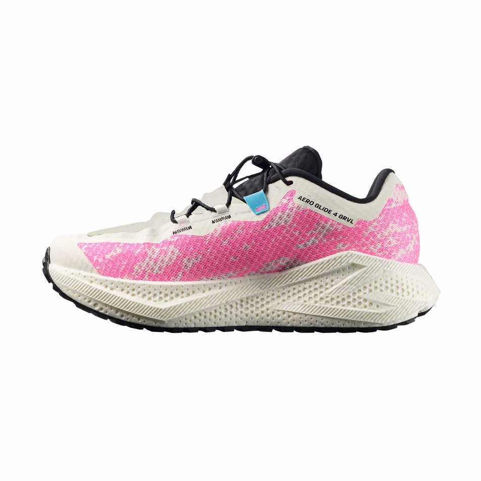 Medial view of the right shoe from a pair of Salomon Men's Aero Glide 4 GRVL Running Shoes in the Vanilla Ice/Knockout Pink/Black colourway.