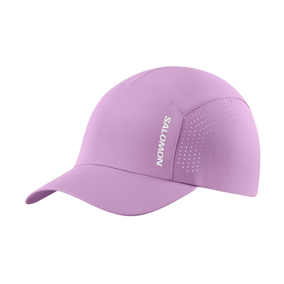 The Salomon Unisex Shakeout Cap in the Iris Orchid colourway.
