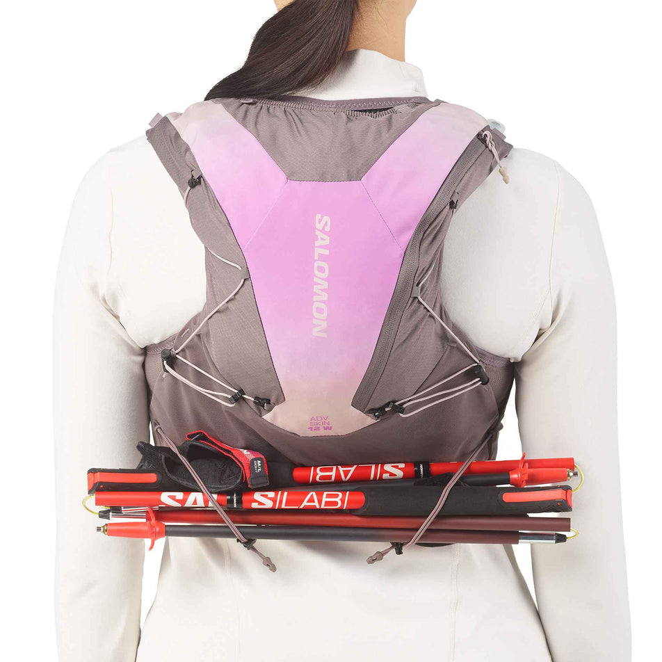 Salomon | Women's ADV Skin 12 Gradient Running Vest - Iron/Shadow Gray/Iris Orchid