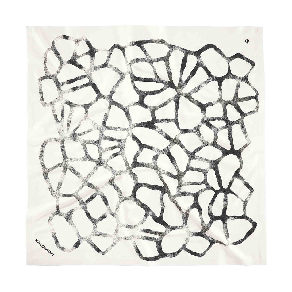 The Salomon Unisex Bandana Gravel GFX in the Whisper White colourway.