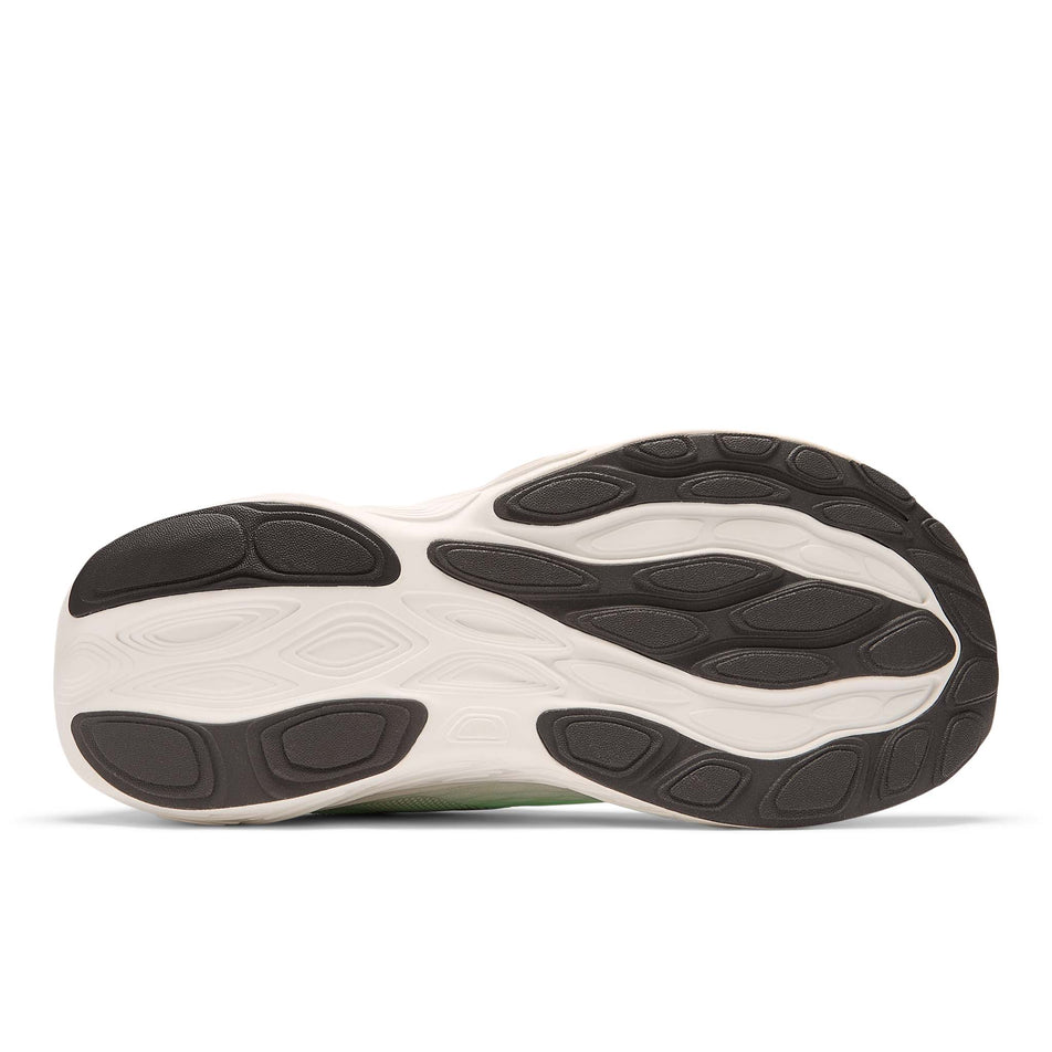 Outsole of the right shoe from a pair of a pair of New Balance Men's Fresh Foam X 1080 V14 Running Shoes in the Electric Jade colourway (8568675893410)