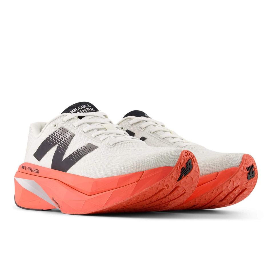 A pair of New Balance Men's FuelCell SuperComp Trainer v3 Running Shoes in the Urgent Red colourway. (8713145974946)