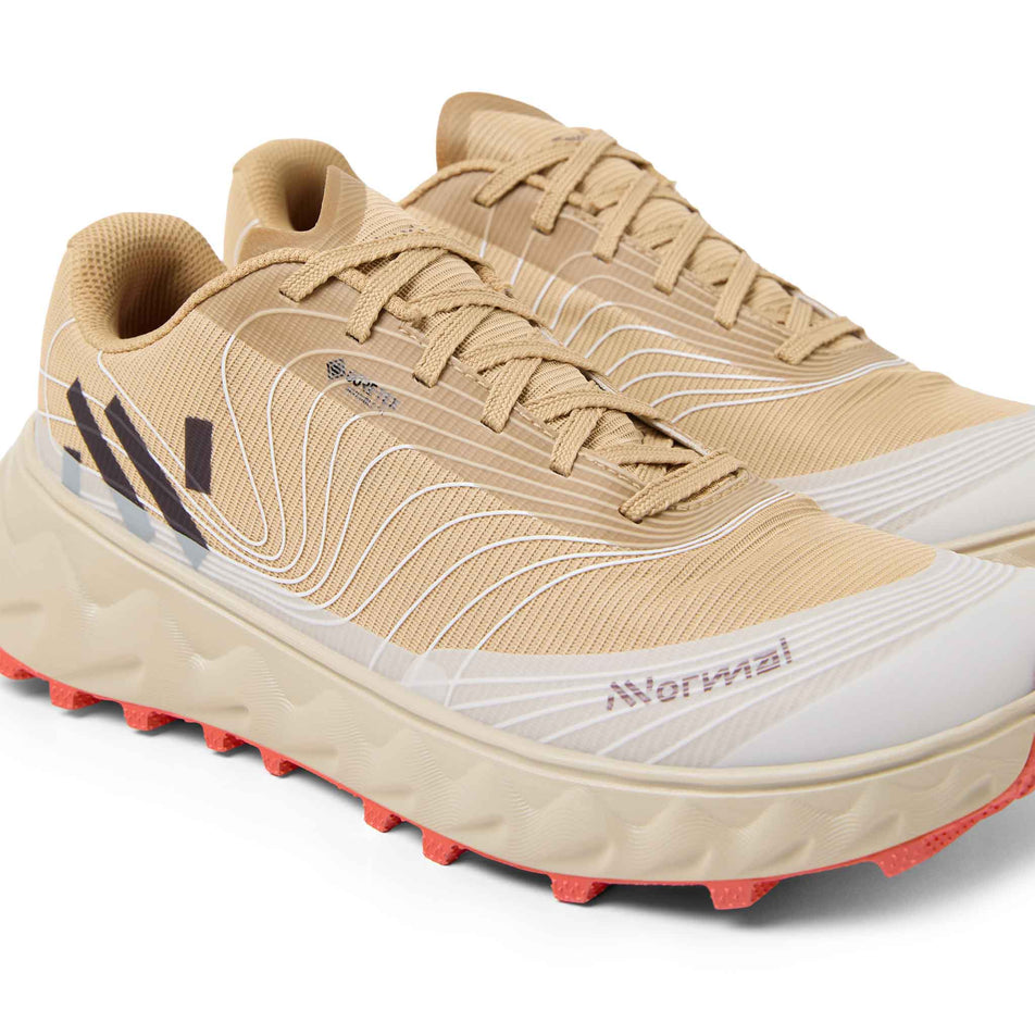 Close-up view of a pair of NNormal Unisex Tomir 2.0 GTX Running Shoes in the Beige/White colourway.