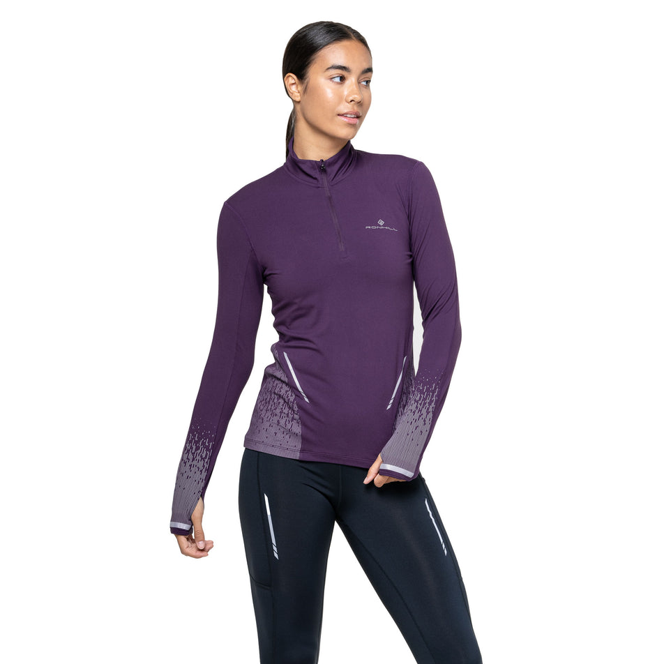 Front view of the Ronhill Women's Tech Reflect 1/2 Zip in the Damson/Reflect colourway. (8747151818914)