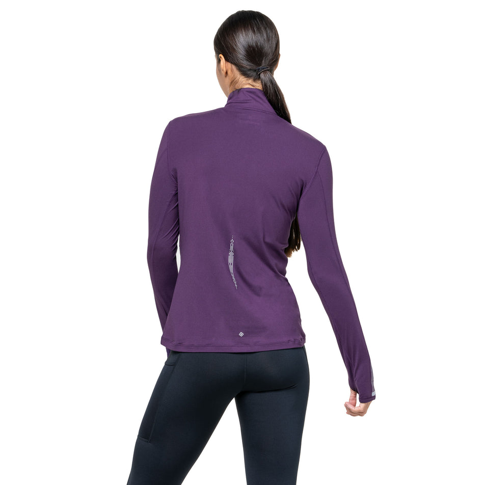 Back view of the Ronhill Women's Tech Reflect 1/2 Zip in the Damson/Reflect colourway. (8747151818914)