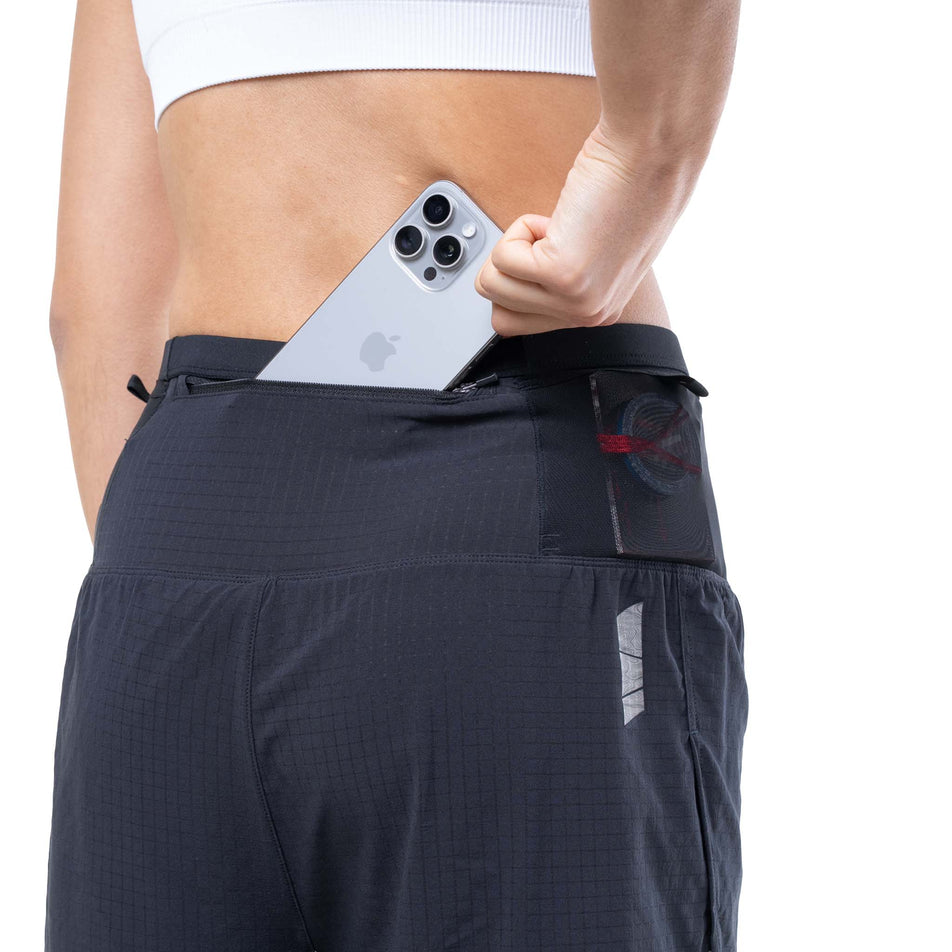 The zip pocket on the back of the Ronhill Women's Tech All-Terrain 5