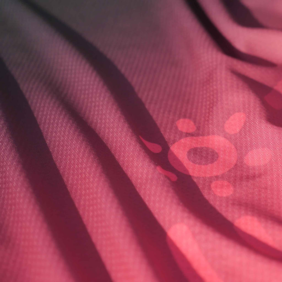 Close-up fabric on the lower-front section of the Pressio Run4It Run Club Men's Elite Tee. (8489110143138)