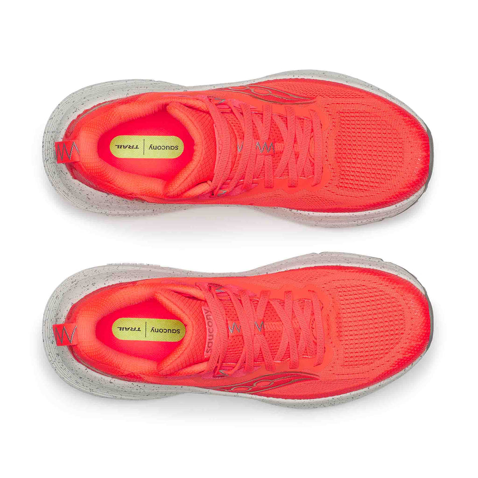 The uppers of a pair of Saucony Women's Guide TR Running Shoes in the Vizired/Gold colourway.