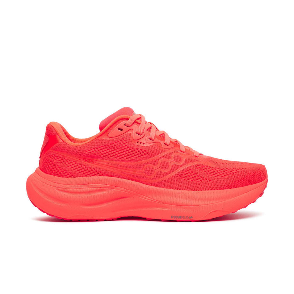 Lateral view of the right shoe from a pair of Saucony Women's Ride 19 Running Shoes in the Vizired colourway.