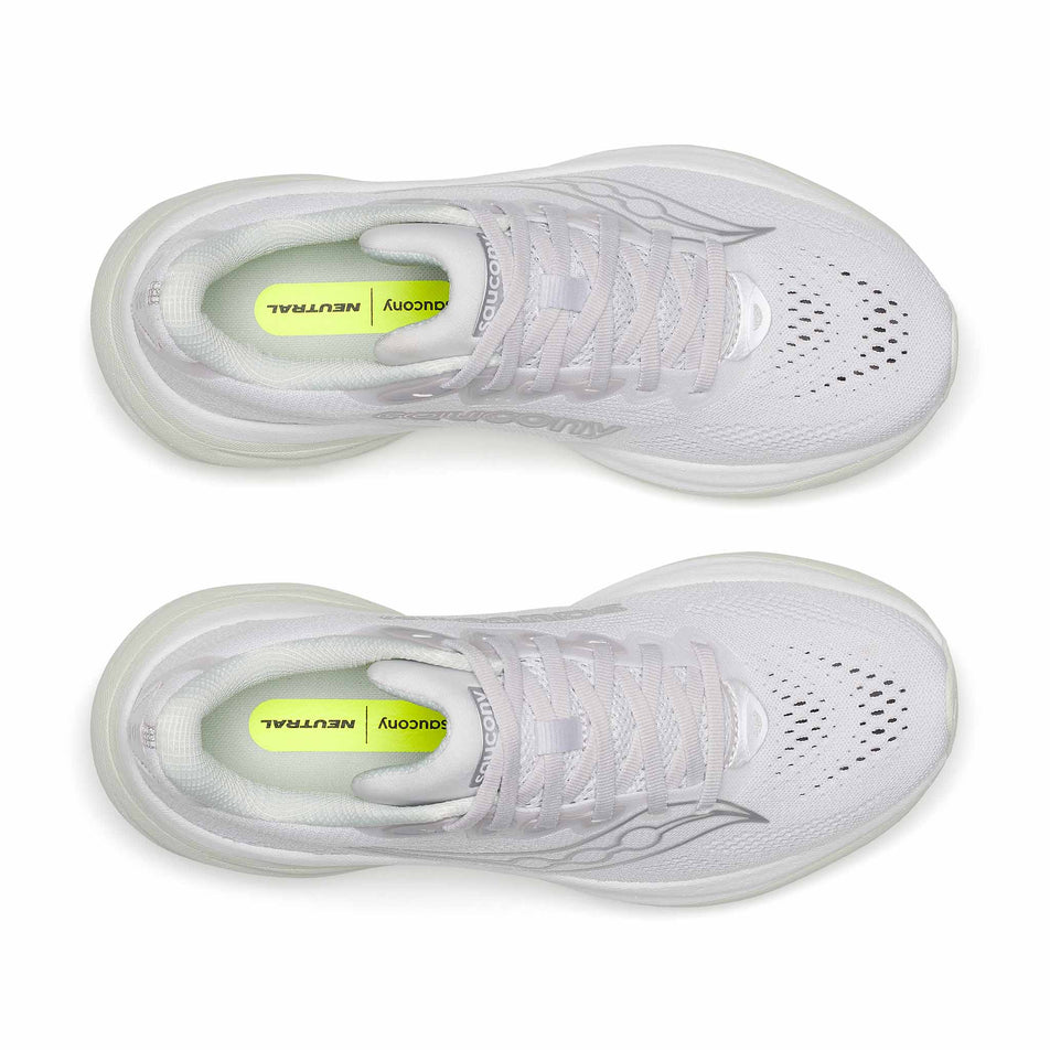 The uppers of a pair of Saucony Women's Ride 19 Running Shoes in the Fog/Cast colourway.