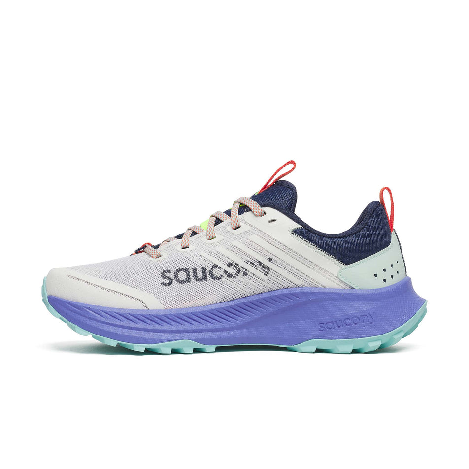 Medial view of the right shoe from a pair of Saucony Women's Ride TR2 Running Shoes in the White/Navy colourway.