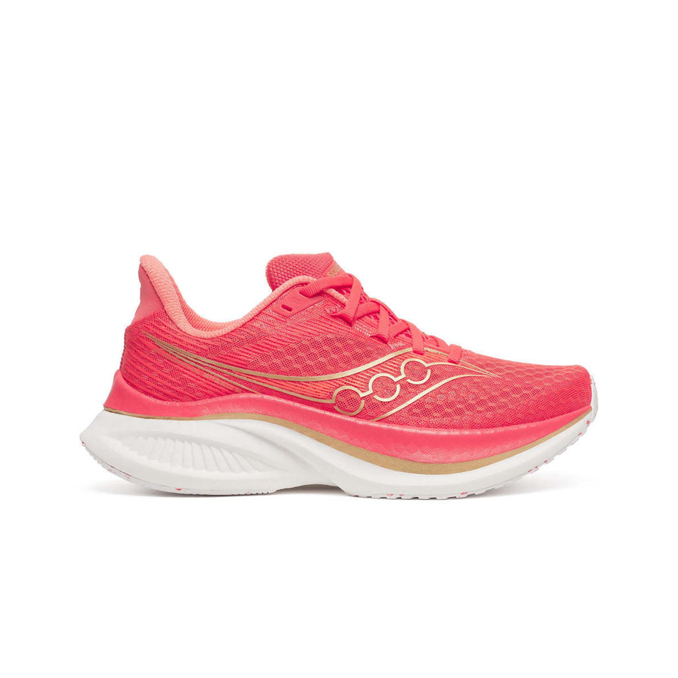Lateral view of the right shoe from a pair of Saucony Women's Endorphin Speed 5 Running Shoes in the Coral/Salmon colourway. (8654987329698)