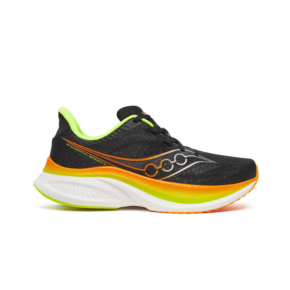 Lateral view of the right shoe from a pair of Saucony Men's Endorphin Speed 5 Running Shoes in the Black/VO2 colourway. (8654199095458)