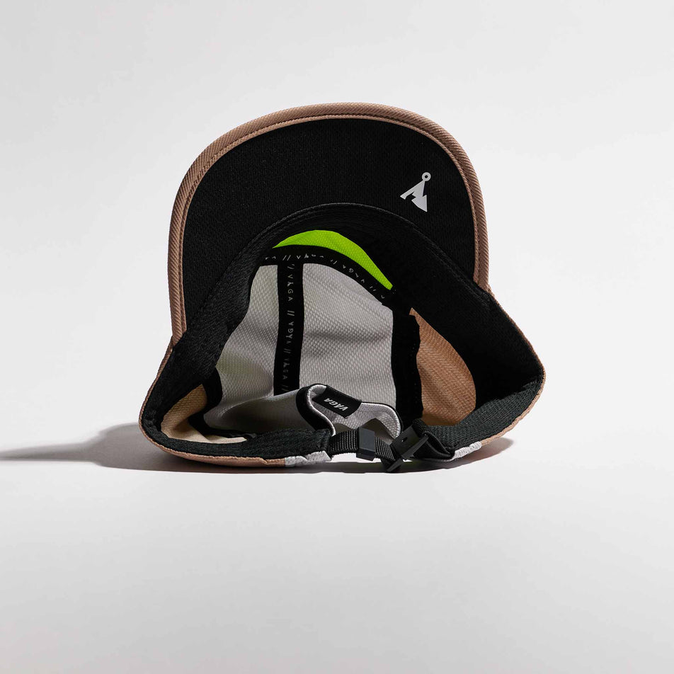 The underside of the VÅGA Unisex Club Cap in the Taupe/Neon Yellow/Light Grey colourway.