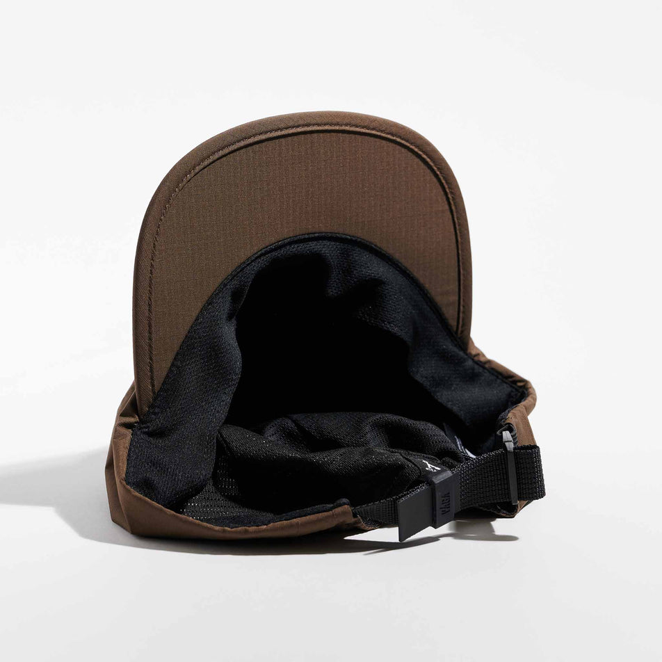 The underside of the VAGA Unisex Waterproof Fell Cap in the Brown colourway.