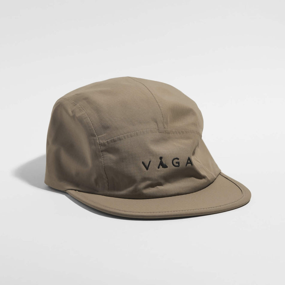 Front view of the VAGA Fell Running Cap 2.0 in the Sand colourway.