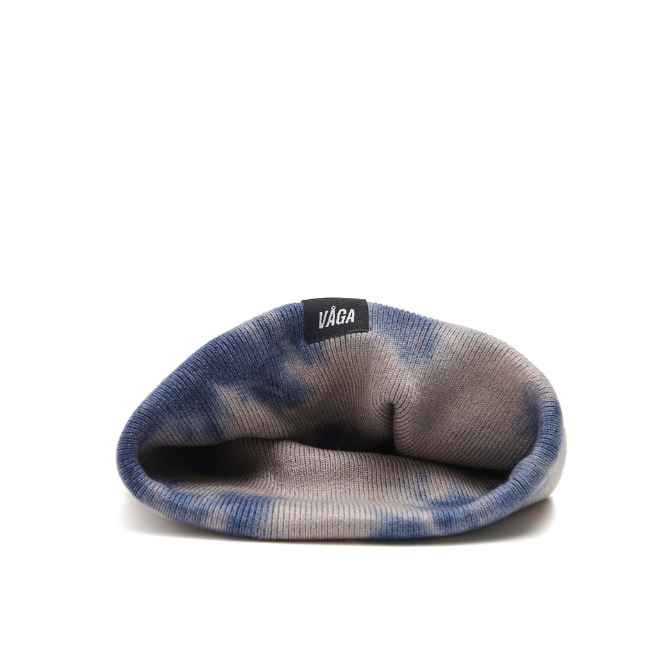 The inside of a VAGA Unisex Fine Rib Tie Dye Beanie in the Navy Blue/Dark Taupe colourway. (8551968669858)
