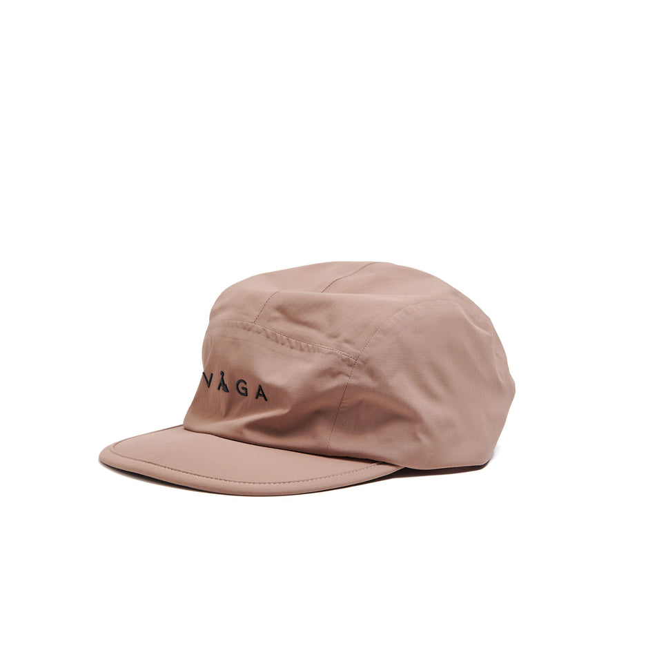The front of a VÅGA Unisex Fell Cap 2.0 in the Dusty Pink colourway. (8596252459170)