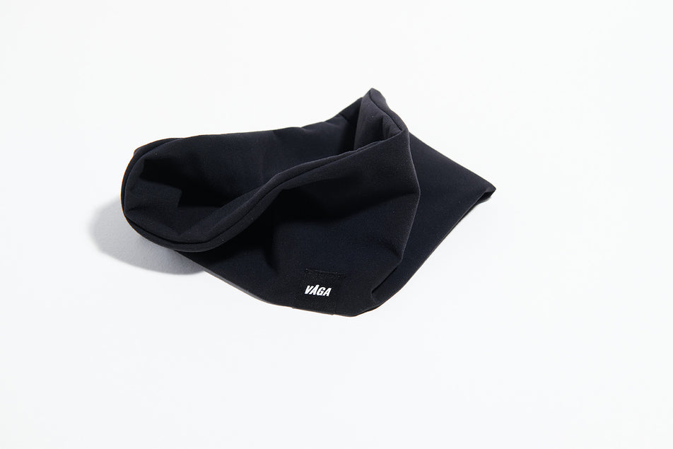 The VAGA Unisex Jersey Midweight Headband in the Black colourway. (8751594995874)