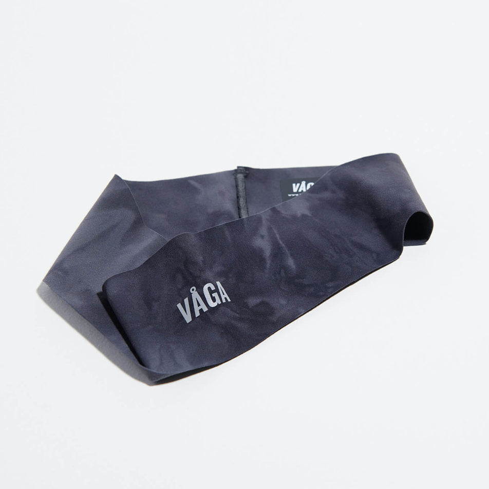 The VAGA Unisex Tie Dye Lightweight Headband in the Black/Charcoal colourway. (8751599190178)