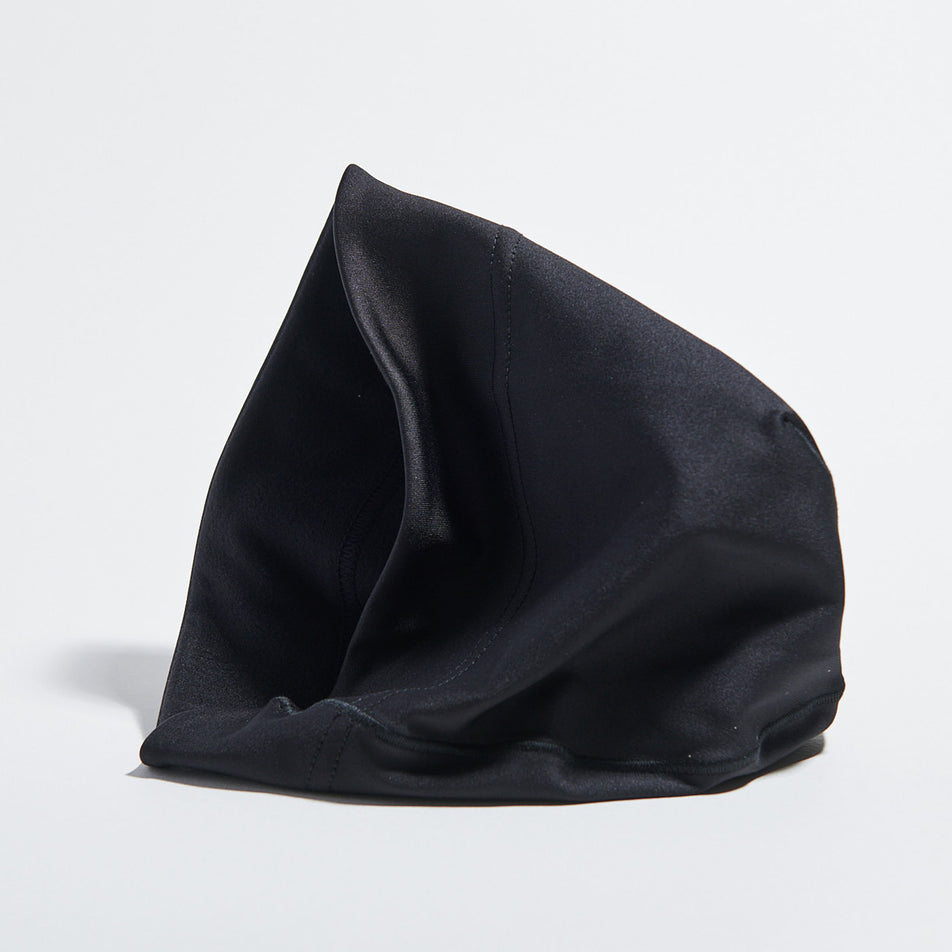 Side view of the VAGA Unisex Performance Skull Cap in the Black colourway. (8751588081826)
