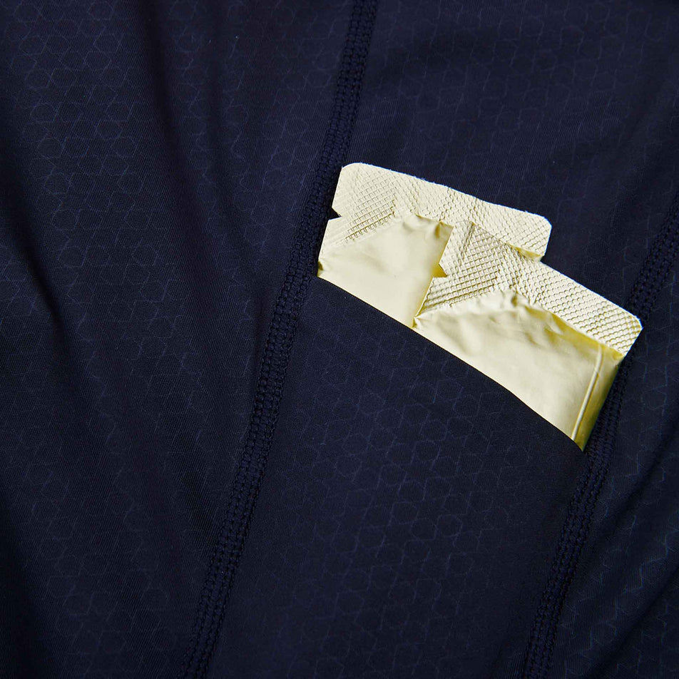 The drop-in pocket on the side of the SAYSKY Women's Combat+ Short Tights 7