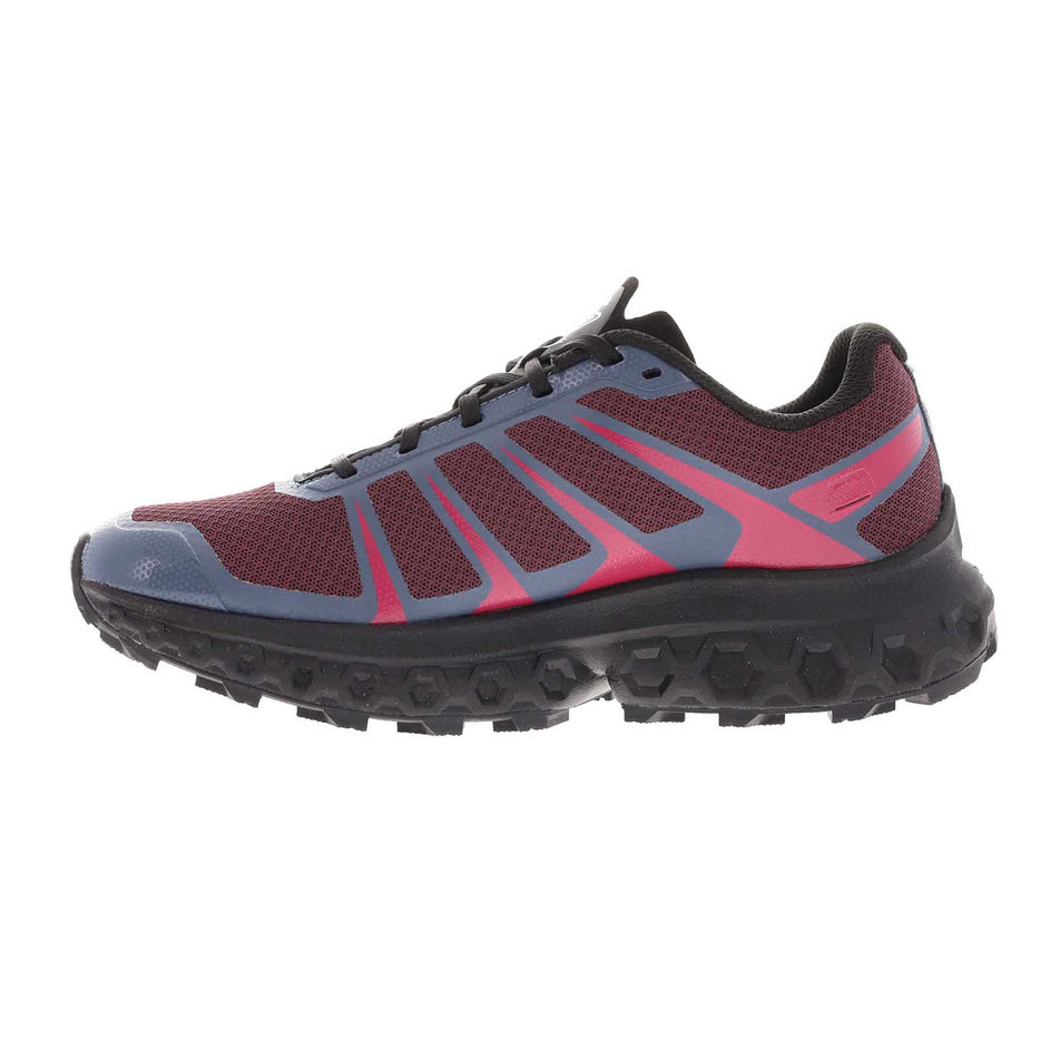 Medial side of the right shoe from a pair of women's Inov-8 TRAILFLY ULTRA™ G 300 MAX Running Shoes (6886613647522)