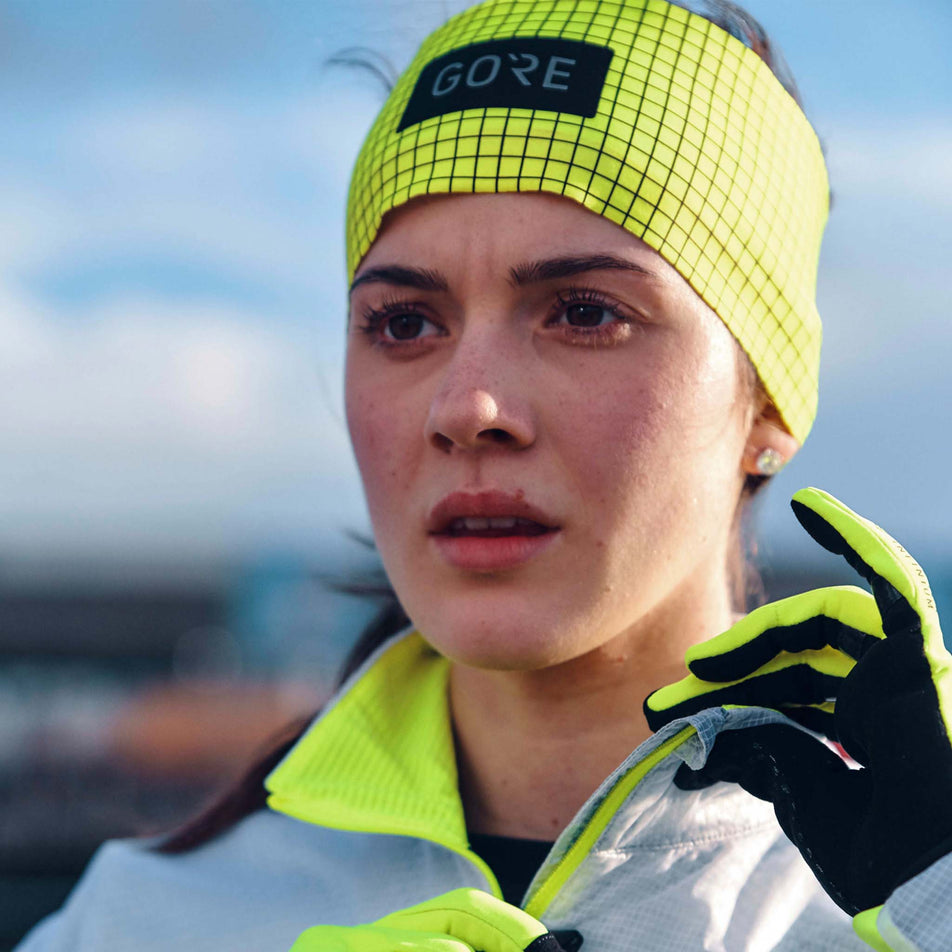Front model view of Gore Wear Unisex Grid Headband in yellow (7595245928610)