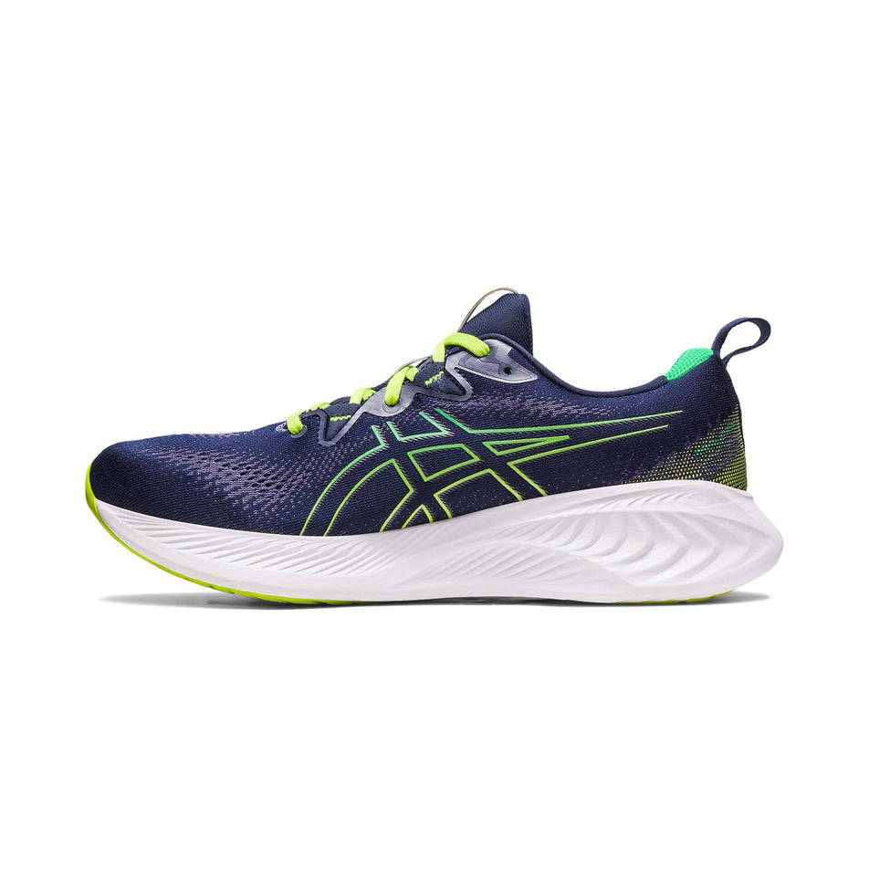 Medial side of the right shoe from a pair of Asics Men's Gel-Cumulus 25 Running Shoes in the Midnight/Cilantro colourway (7900866281634)