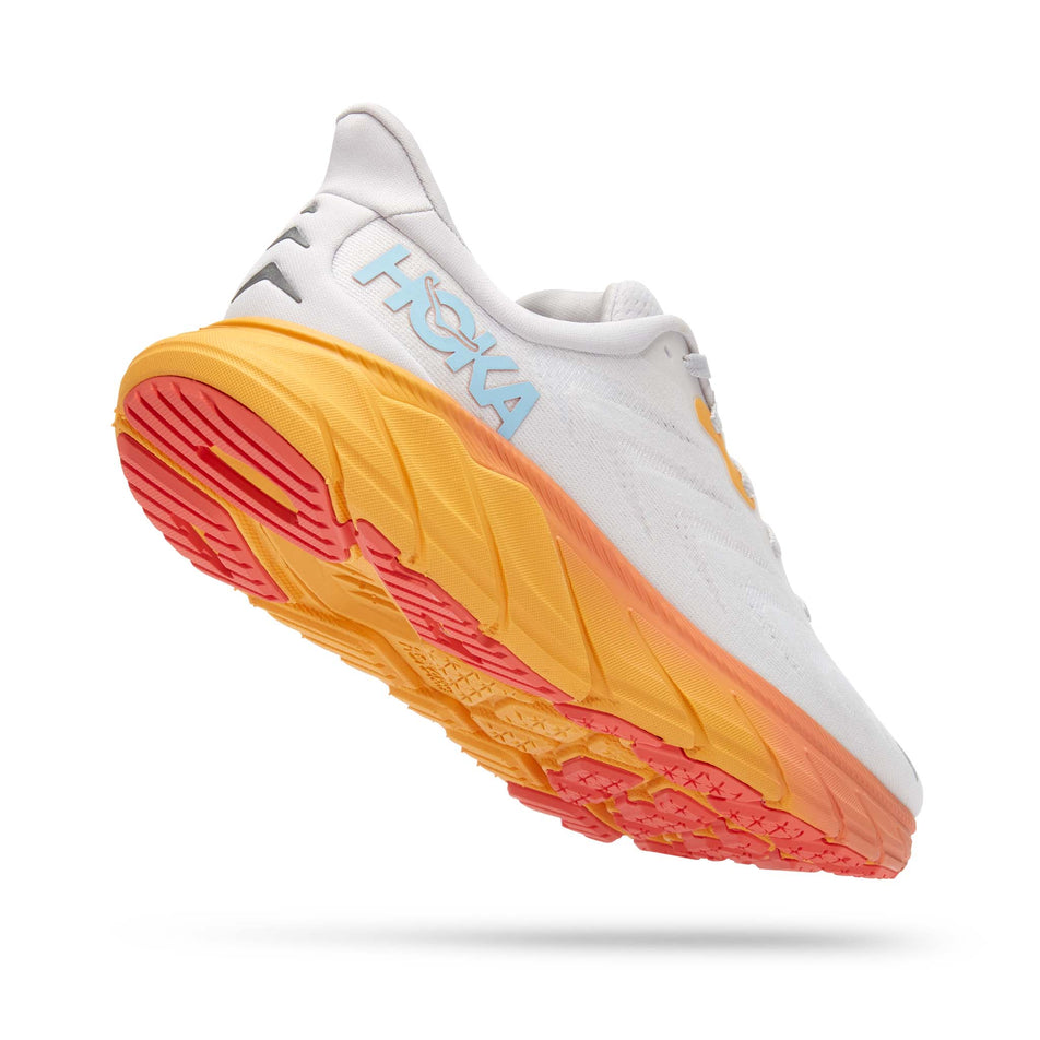 Midsole view of women's hoka arahi 6 running shoes (7483045576866)