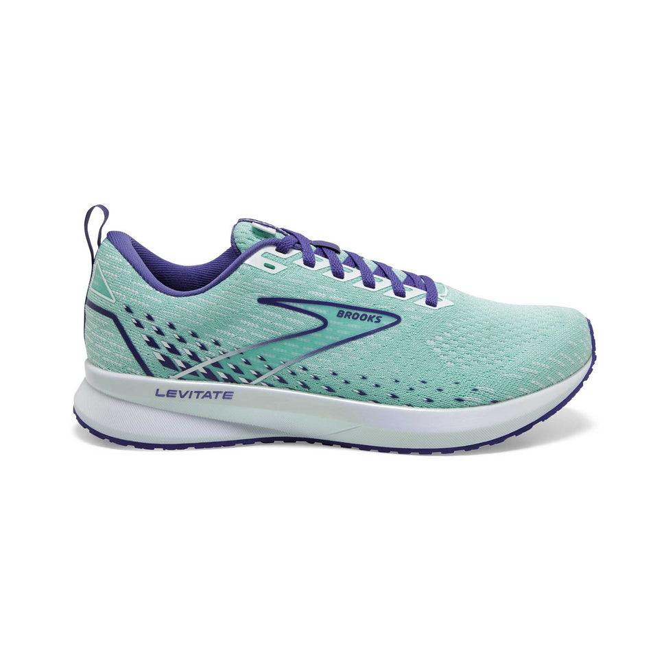 Lateral view of women's brooks levitate 5 running shoes (6884665196706)