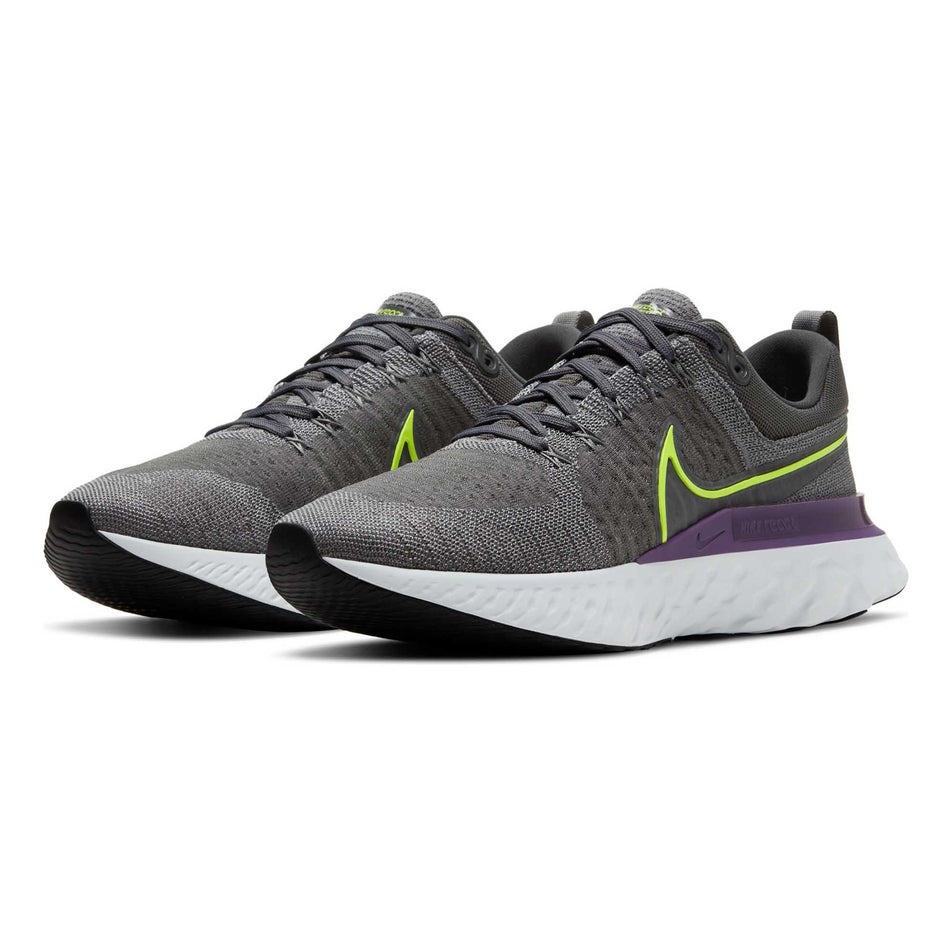 The right and left shoes from a pair of men's Nike React Infinity Run Flyknit 2 (6899658719394)