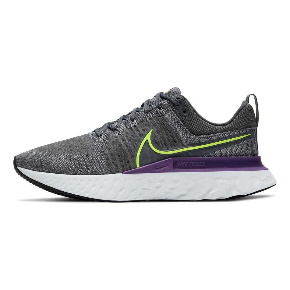 The left shoe from a pair of men's Nike React Infinity Run Flyknit 2 (6899658719394)