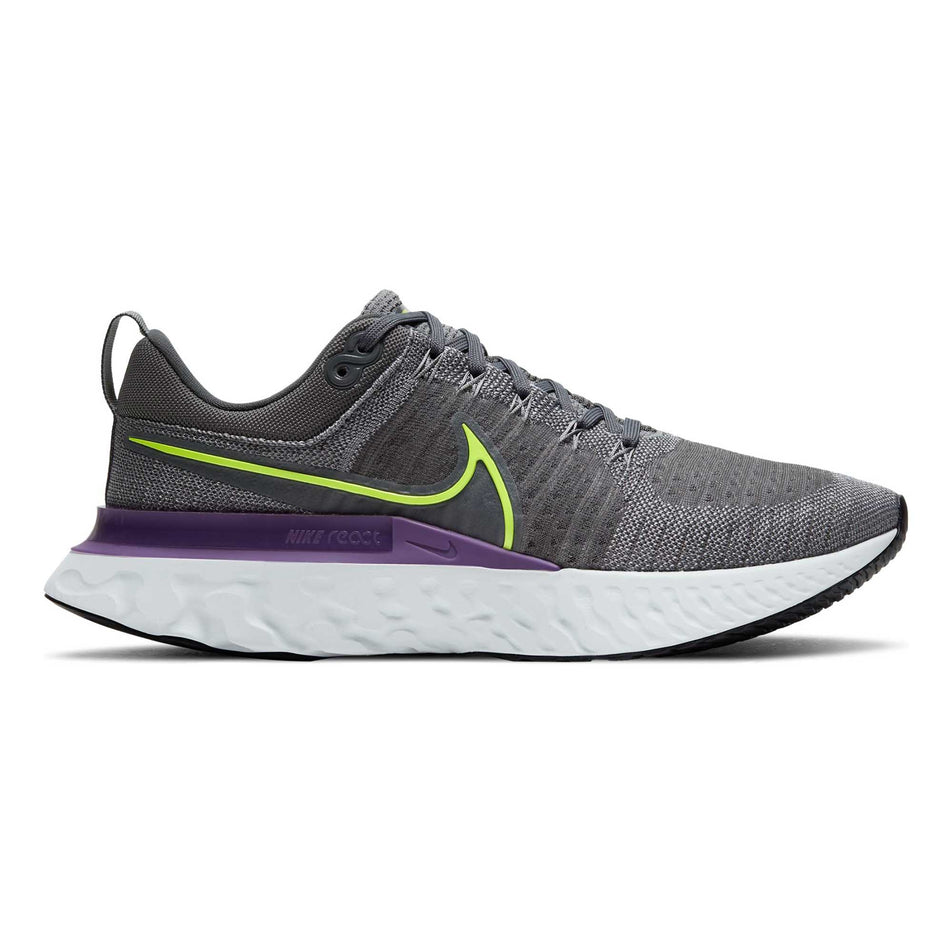 The right shoe from a pair of men's Nike React Infinity Run Flyknit 2 (6899658719394)
