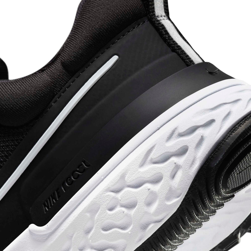 Midsole view of women's nike react miler 2 running shoes (6877871407266)