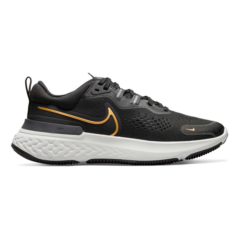 Lateral view of women's nike react miler 2 running shoes (6888916943010)