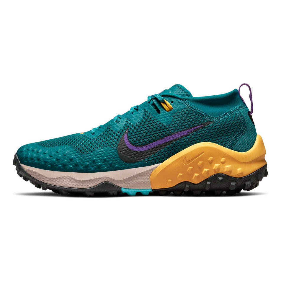 Lateral view of men's nike wildhorse 7 running shoes (6875726053538)