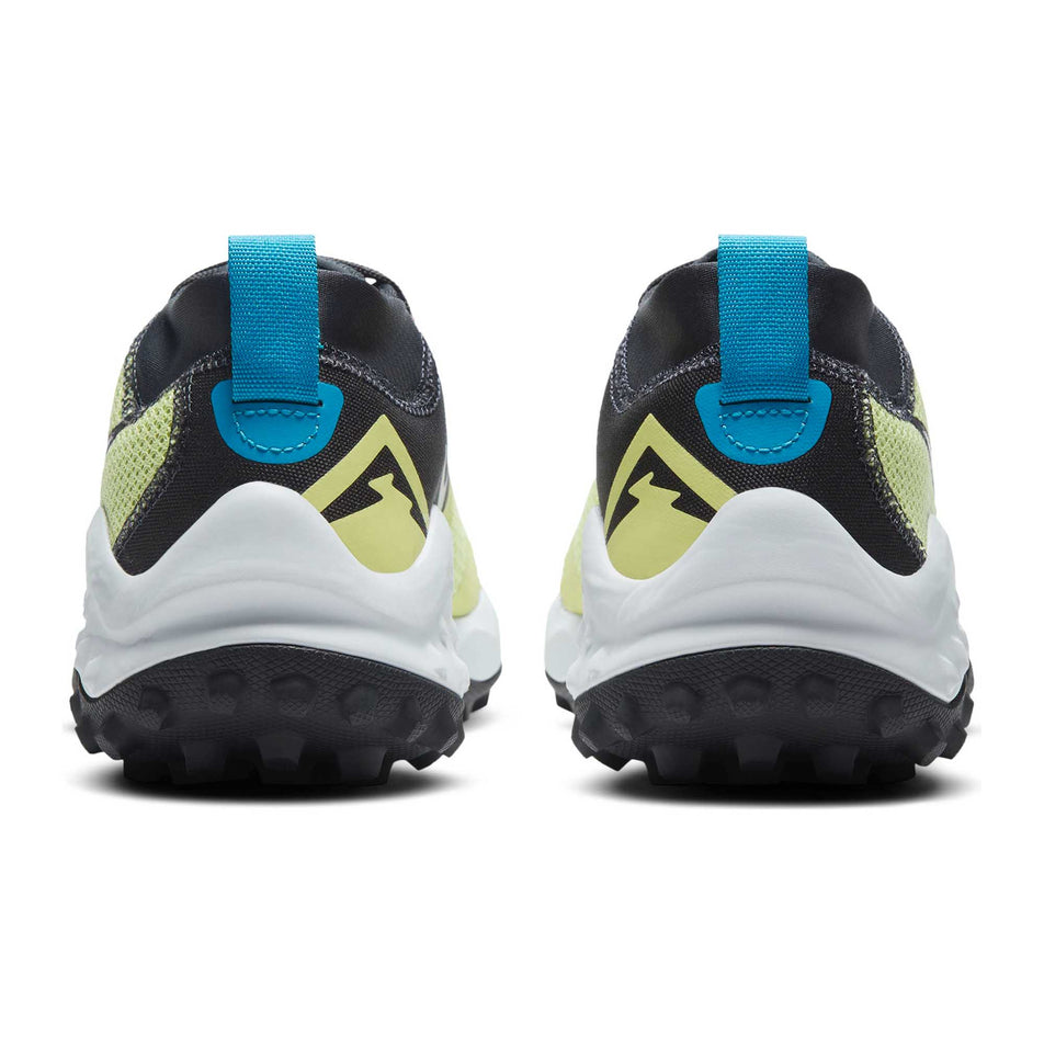 Heel counter and crash pad areas on the right and left shoes from a pair of women's Nike Wildhorse 7 (6899418988706)