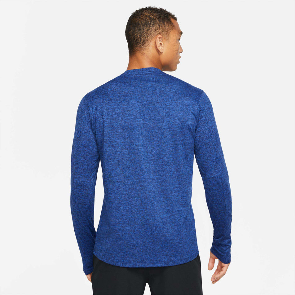 Back view of Nike Men's Dri-Fit Element Crew in blue (7683277979810)
