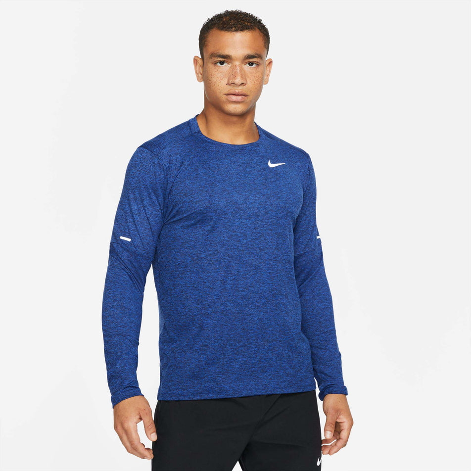 Front view of Nike Men's Dri-Fit Element Crew in blue (7683277979810)