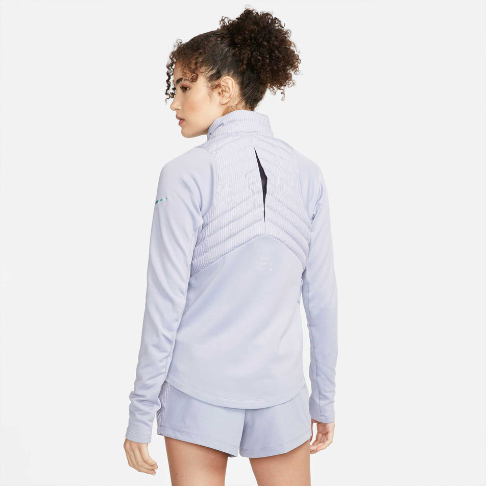 Back view of women's nike tf run division hybrid jacket (6918124863650)