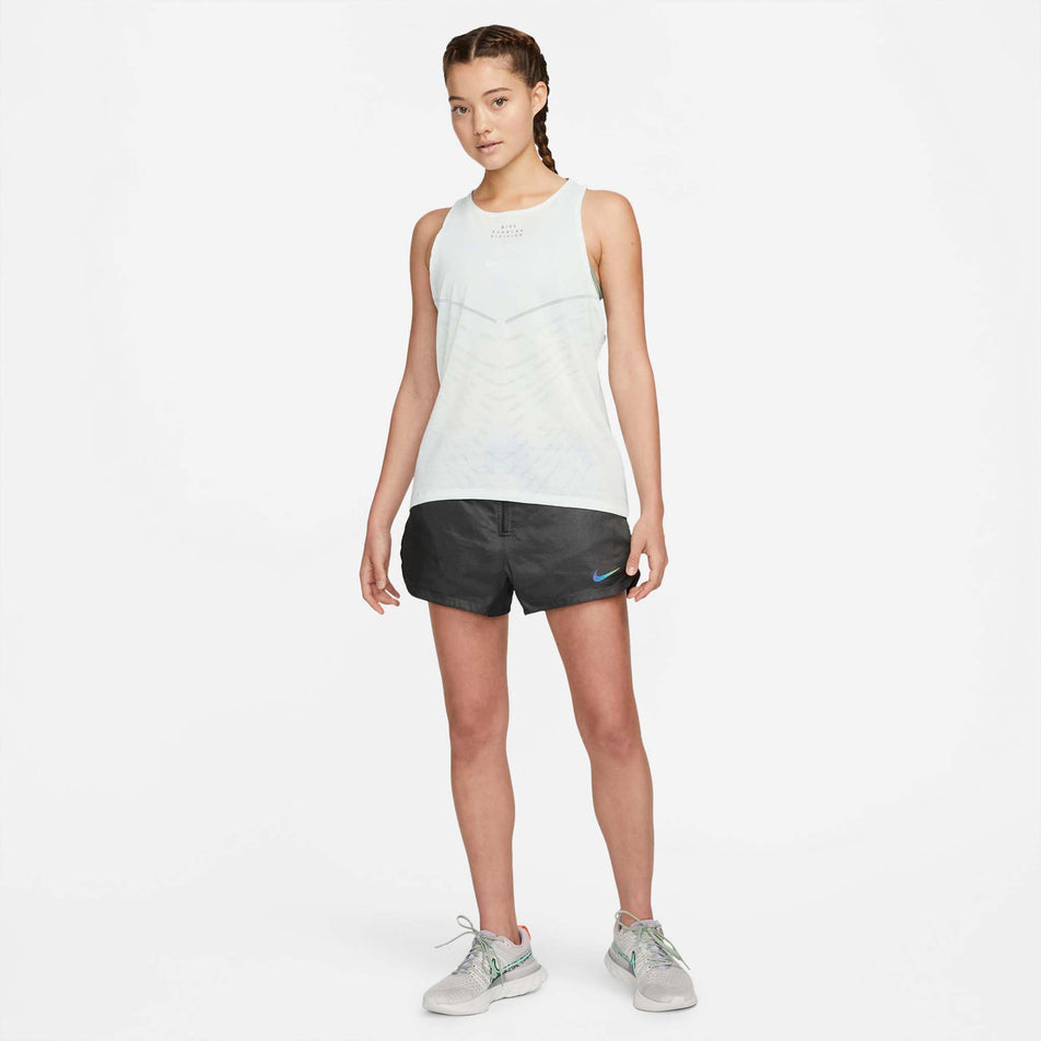 Front model view of women's nike df adv run division engineered tank (7328926728354)