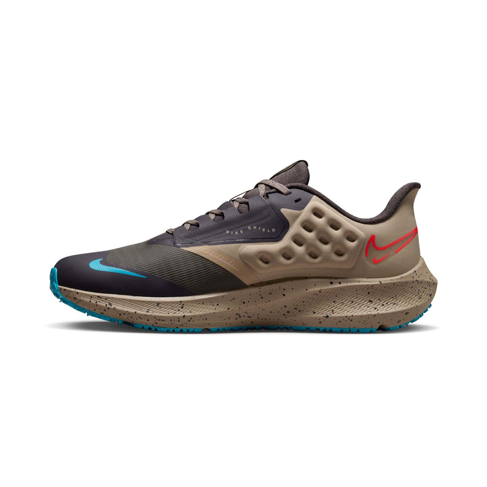 Right shoe medial view of Nike Men's Air Zoom Pegasus 39 Shield Running Shoes in grey (7671077929122)