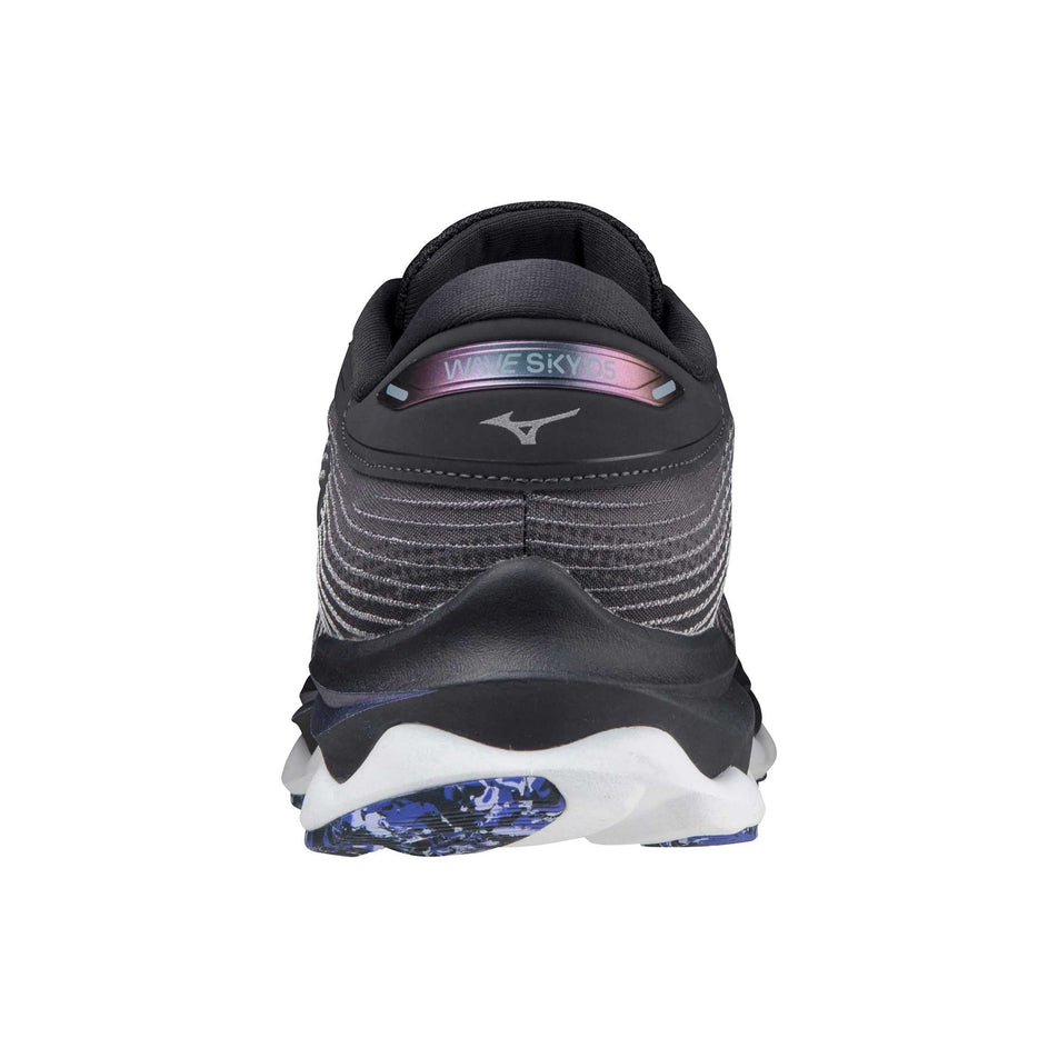 Posterior view of men's mizuno wave sky 5 running shoes (6882949726370)